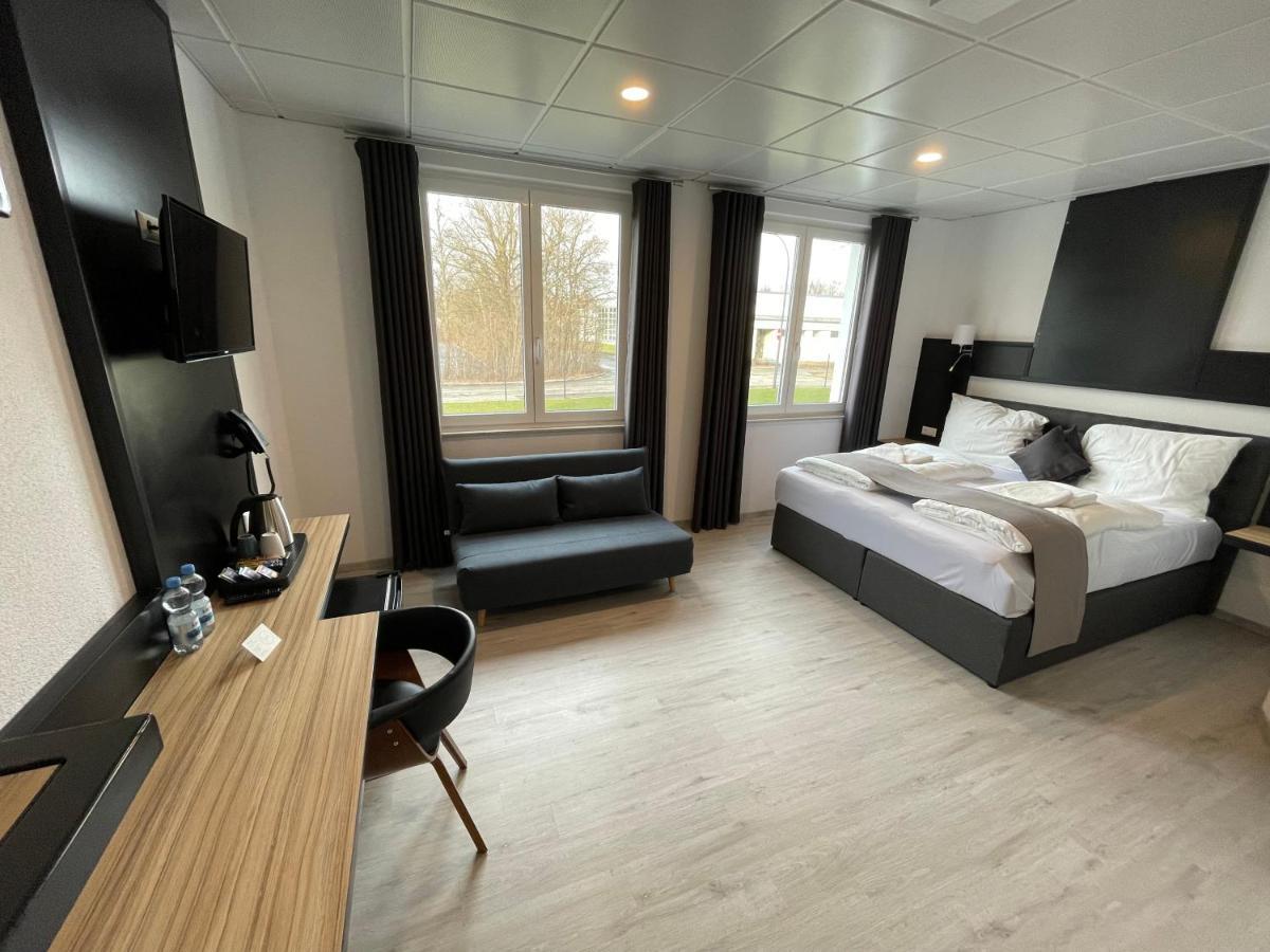 Yebs Hotel Günzburg Kültér fotó